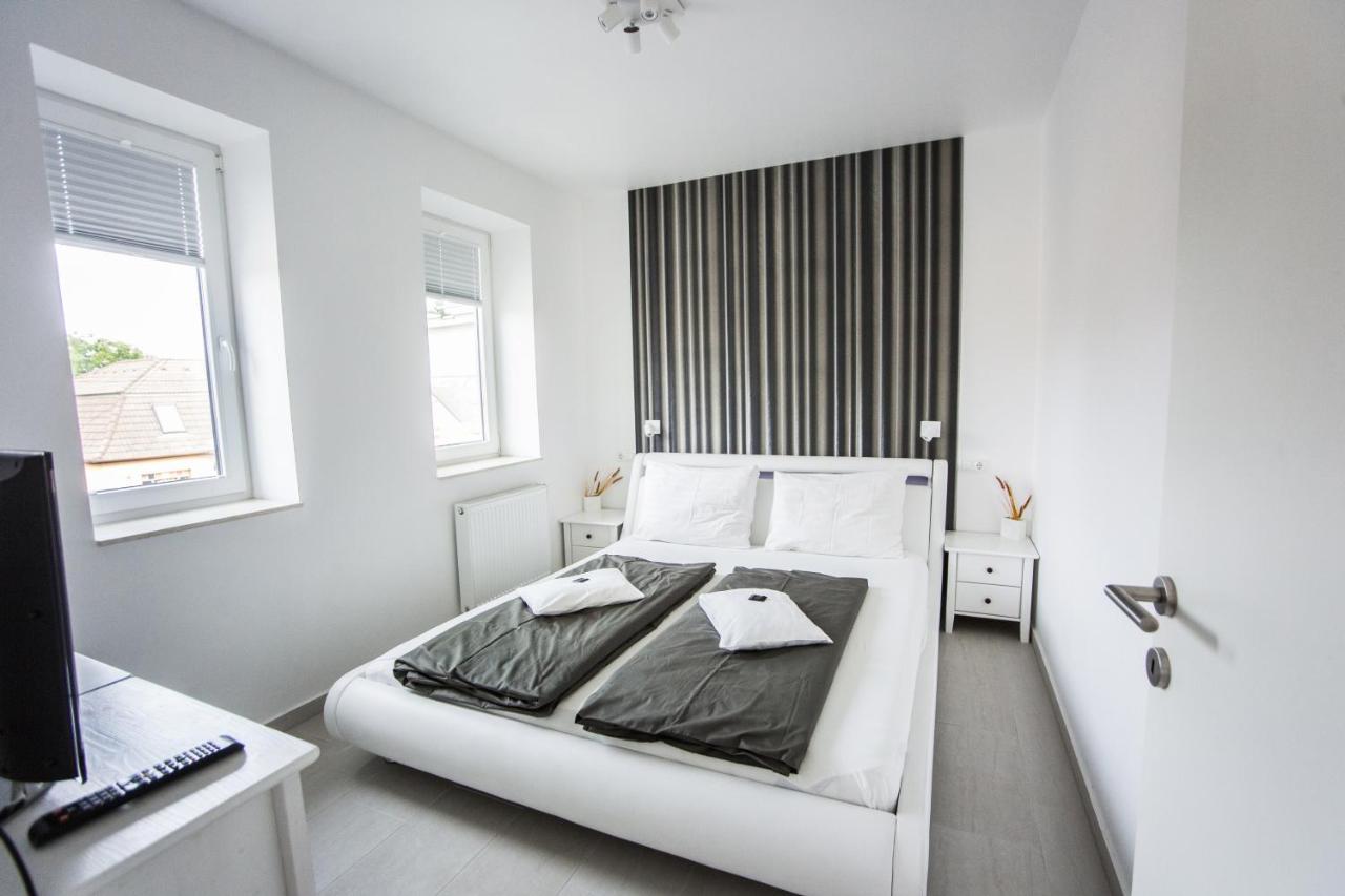 Azur Haz Viola Apartman Sárvár المظهر الخارجي الصورة
